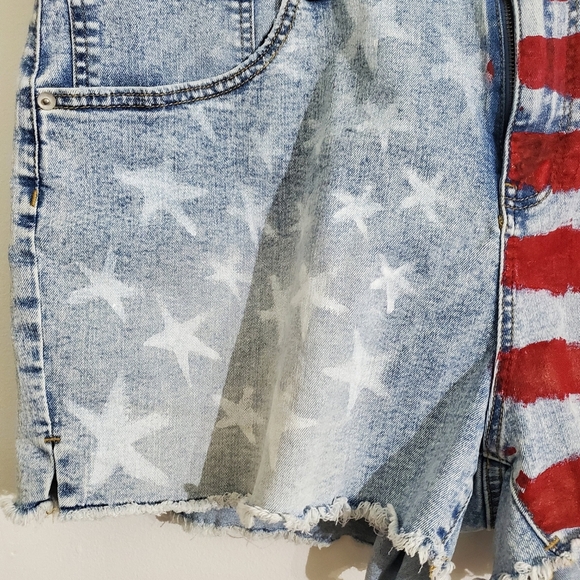 💚 3 For $15 💚 AMERICAN FLAG Handpainted Sorts Size 21 Waist Patriotic - Picture 3 of 6